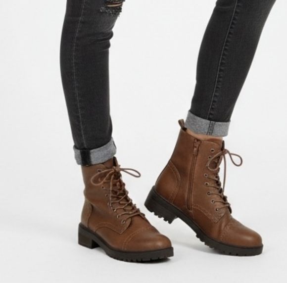 Universal Thread Shoes - NWT Universal Thread Faux Leather Combat Boots